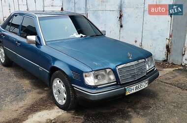 Седан Mercedes-Benz E-Class 1993 в Одессе