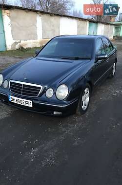 Седан Mercedes-Benz E-Class 2000 в Арцизе