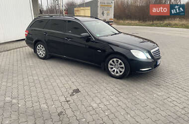 Універсал Mercedes-Benz E-Class 2010 в Львові