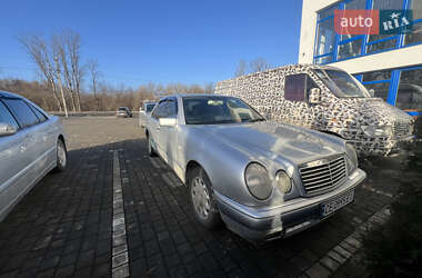 Седан Mercedes-Benz E-Class 1997 в Чернівцях