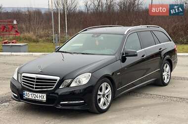 Універсал Mercedes-Benz E-Class 2011 в Ужгороді