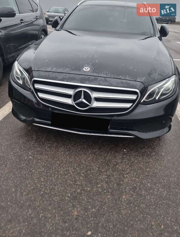 Mercedes-Benz E-Class 2017