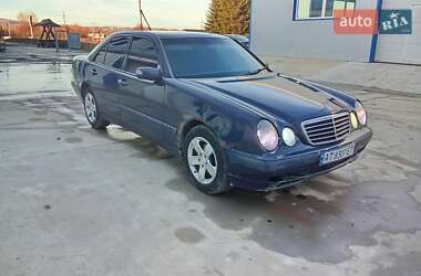 Седан Mercedes-Benz E-Class 2000 в Івано-Франківську