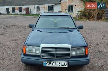 Седан Mercedes-Benz E-Class 1988 в Прилуках