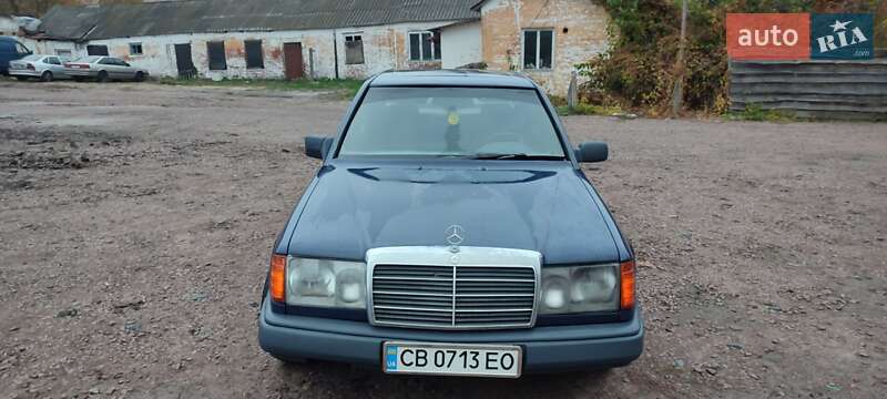 Mercedes-Benz E-Class 1988