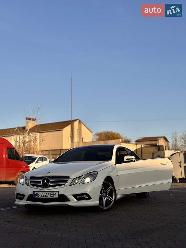 Купе Mercedes-Benz E-Class 2011 в Виннице фото 14 Купе Mercedes-Benz E-Class 2011 в Виннице