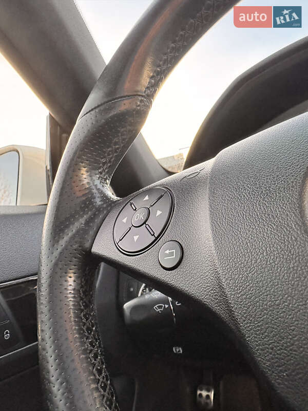 Купе Mercedes-Benz E-Class 2011 в Виннице фото 27 Купе Mercedes-Benz E-Class 2011 в Виннице