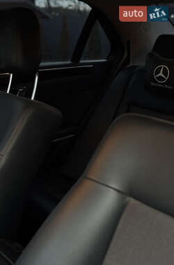 Седан Mercedes-Benz E-Class 2009 в 