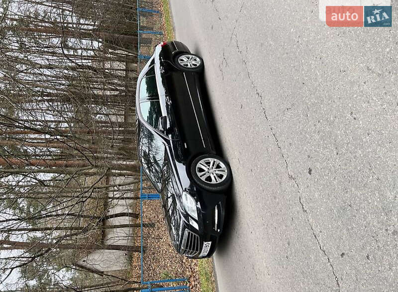 Седан Mercedes-Benz E-Class 2011 в Березному