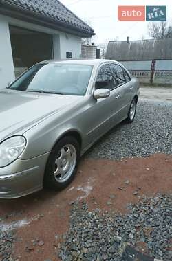 Седан Mercedes-Benz E-Class 2005 в Житомире