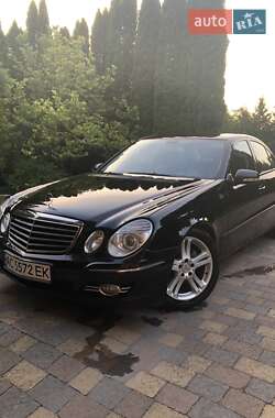 Седан Mercedes-Benz E-Class 2006 в Лукові