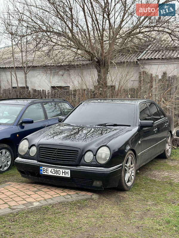 Седан Mercedes-Benz E-Class 1997 в Миколаєві