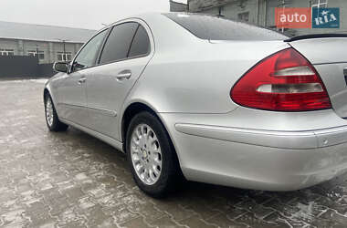 Седан Mercedes-Benz E-Class 2004 в Львове