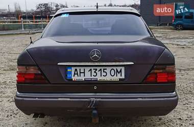 Седан Mercedes-Benz E-Class 1994 в Харькове