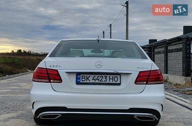 Седан Mercedes-Benz E-Class 2015 в 