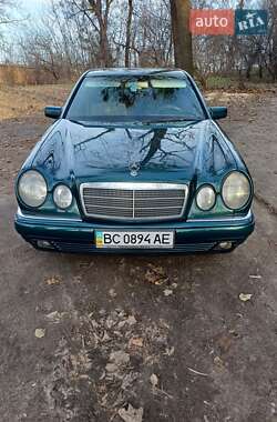 Седан Mercedes-Benz E-Class 1996 в 