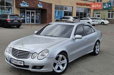 Седан Mercedes-Benz E-Class 2006 в Житомирі