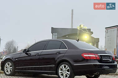 Седан Mercedes-Benz E-Class 2010 в Львові