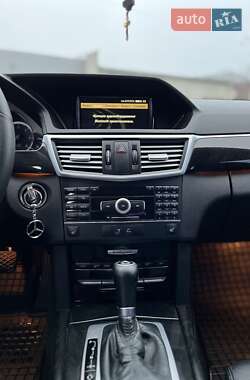 Седан Mercedes-Benz E-Class 2011 в 