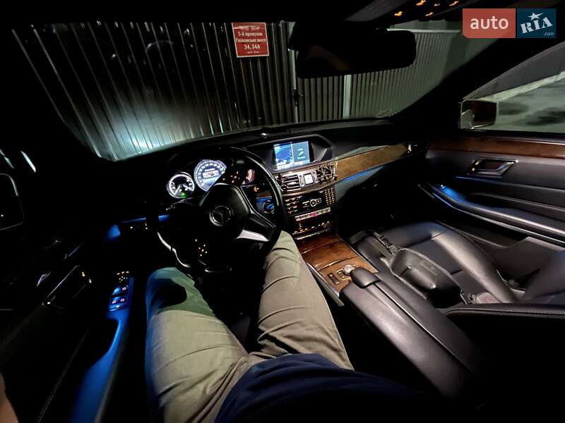 Универсал Mercedes-Benz E-Class 2013 в Хмельницком