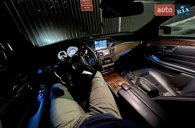 Универсал Mercedes-Benz E-Class 2013 в 
