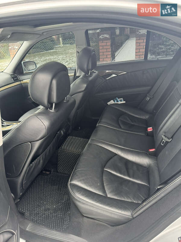 Седан Mercedes-Benz E-Class 2007 в Сарнах