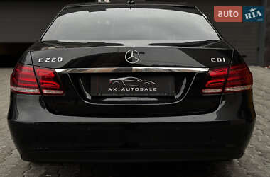 Седан Mercedes-Benz E-Class 2013 в Киеве