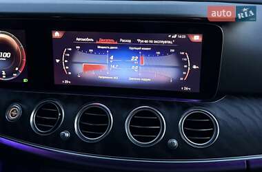 Седан Mercedes-Benz E-Class 2021 в 