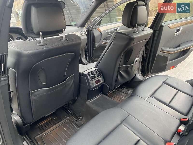 Универсал Mercedes-Benz E-Class 2010 в Городенке
