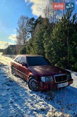 Седан Mercedes-Benz E-Class 1995 в Ратному