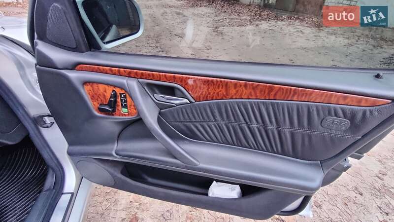 Седан Mercedes-Benz E-Class 2000 в Черкассах