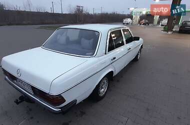 Седан Mercedes-Benz E-Class 1979 в Конотопі