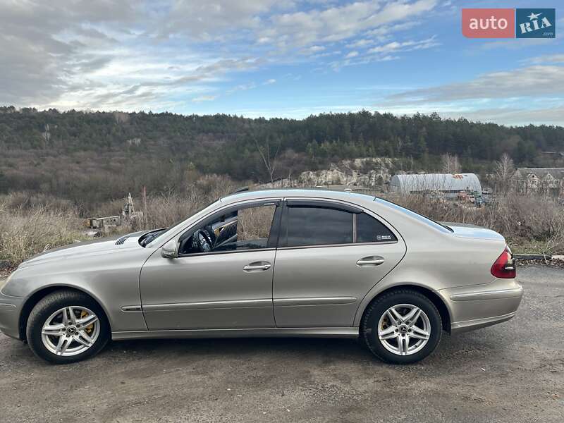 Седан Mercedes-Benz E-Class 2007 в Могилев-Подольске
