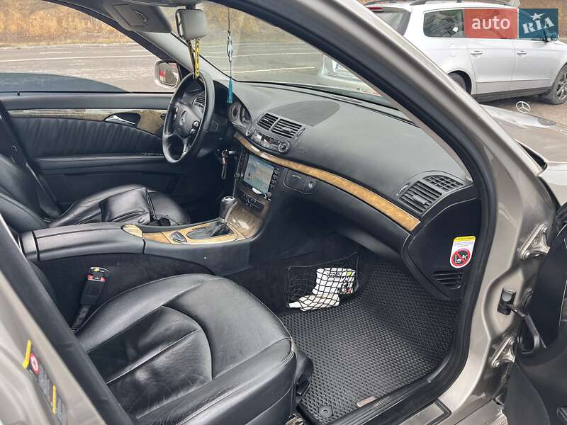 Седан Mercedes-Benz E-Class 2007 в Могилев-Подольске