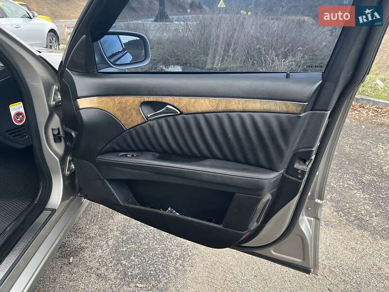 Седан Mercedes-Benz E-Class 2007 в Могилев-Подольске