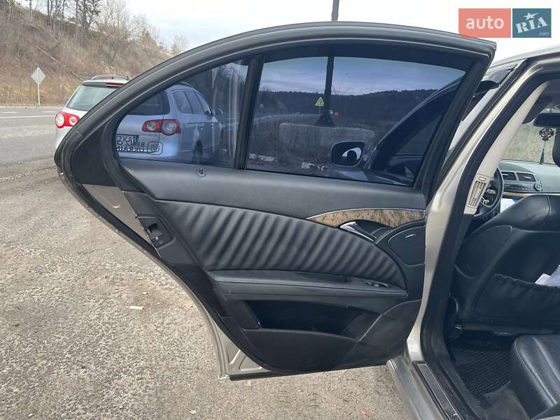 Седан Mercedes-Benz E-Class 2007 в Могилев-Подольске
