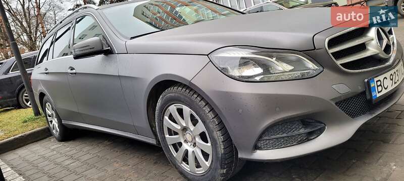 Универсал Mercedes-Benz E-Class 2013 в Новояворовске