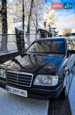 Седан Mercedes-Benz E-Class 1995 в Радивилове