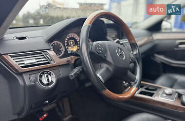 Седан Mercedes-Benz E-Class 2011 в Сарнах