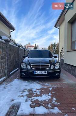 Седан Mercedes-Benz E-Class 2005 в Львові