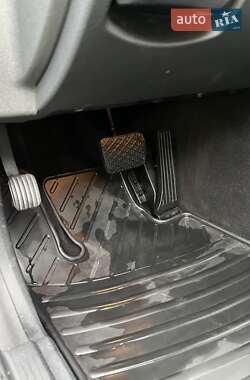 Седан Mercedes-Benz E-Class 2013 в 