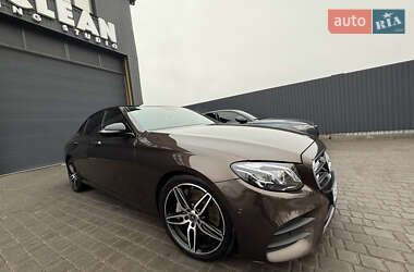 Седан Mercedes-Benz E-Class 2017 в 