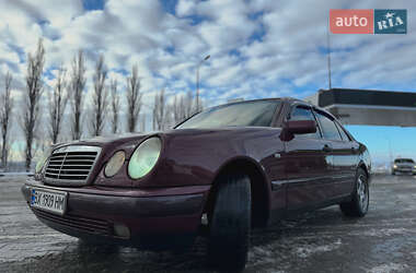 Седан Mercedes-Benz E-Class 1996 в Хмельницком