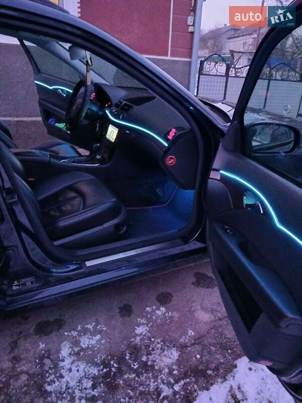 Універсал Mercedes-Benz E-Class 2003 в Товсте