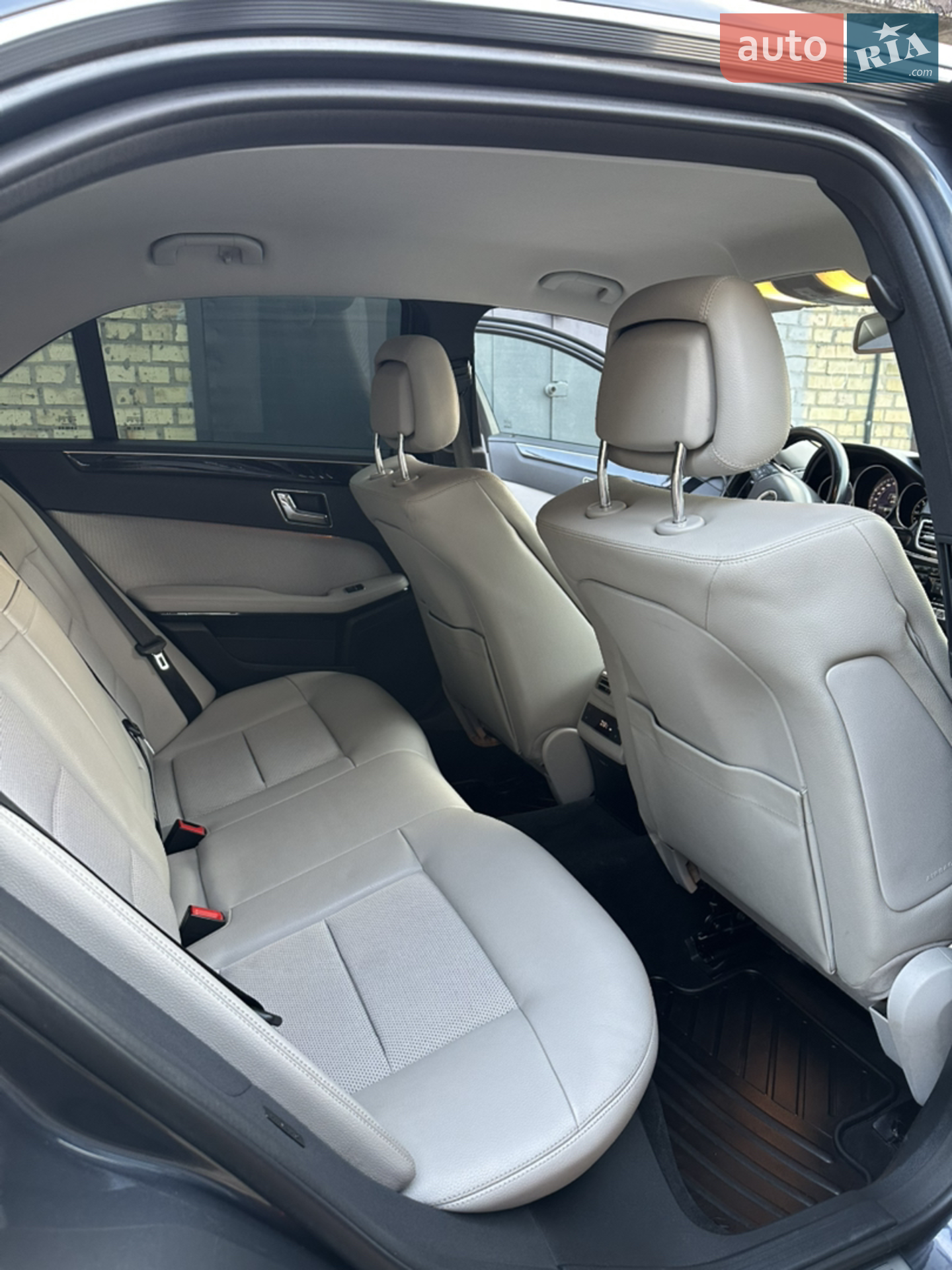 2011 Mercedes-Benz E-klasse - мініатюра 8
