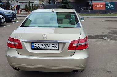 Седан Mercedes-Benz E-Class 2011 в 
