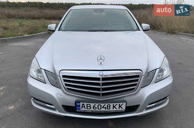 Седан Mercedes-Benz E-Class 2012 в Виннице