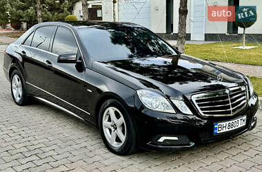 Седан Mercedes-Benz E-Class 2009 в Одессе