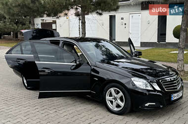 Седан Mercedes-Benz E-Class 2009 в Одессе