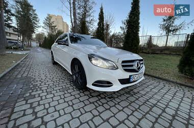 Седан Mercedes-Benz E-Class 2013 в Бориславе